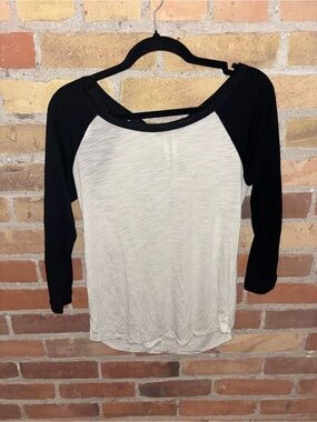 Vintage American Eagle Boxy Long Sleeve Baseball Tee Women’s Small